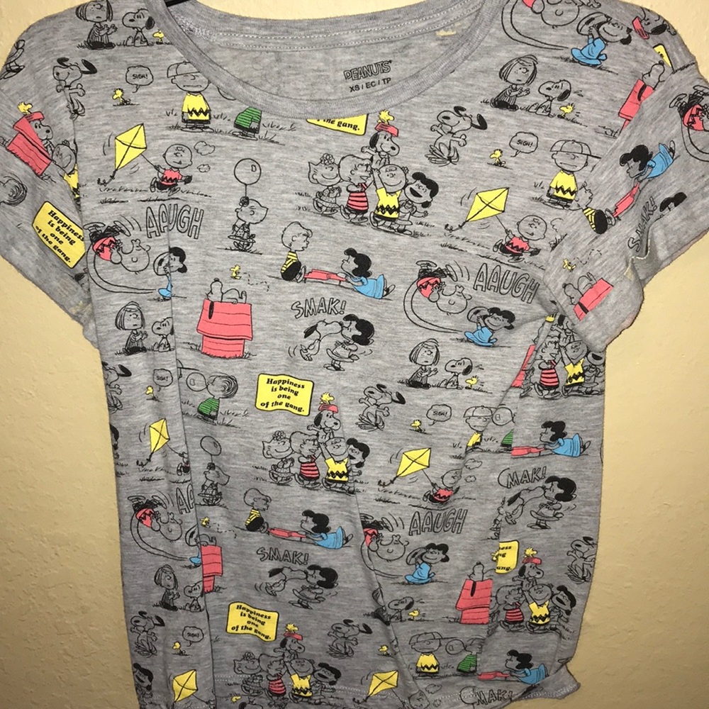 Peanuts t shirt